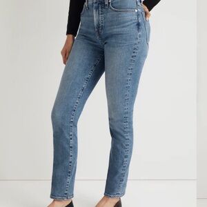 Madewell Vintage Straight Jeans Size 27 | Classic Medium Wash Denim